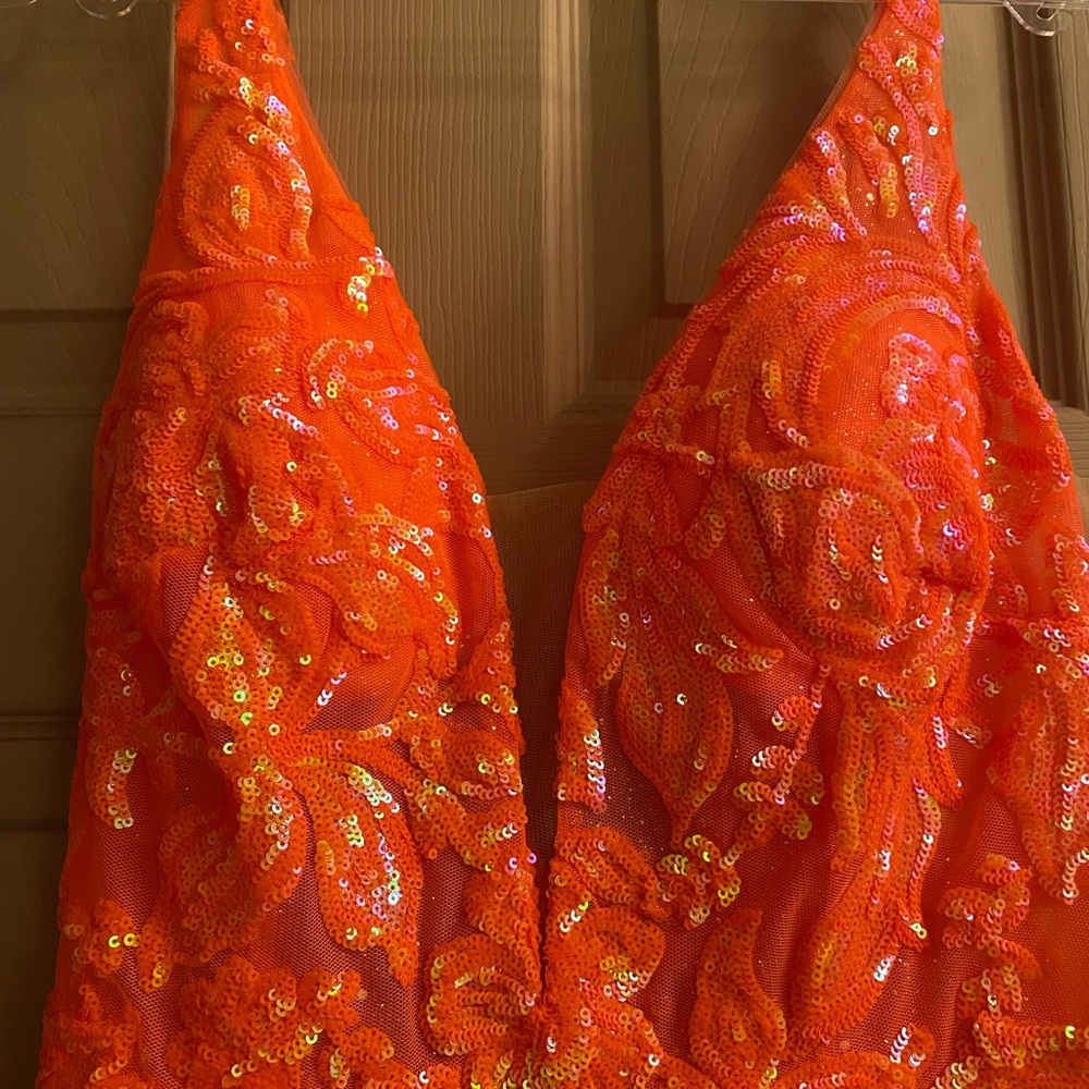 Prom Dress - Picture 2 of 7